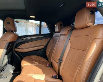 Черный Мерседес GLE-Class Coupe, объемом двигателя 3 л и пробегом 83 тыс. км за 49000 $, фото 31 на Automoto.ua