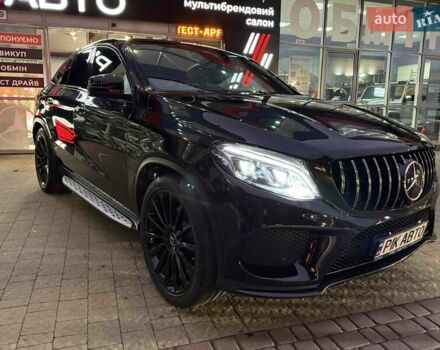 Чорний Мерседес GLE-Class Coupe, об'ємом двигуна 3 л та пробігом 61 тис. км за 49900 $, фото 3 на Automoto.ua