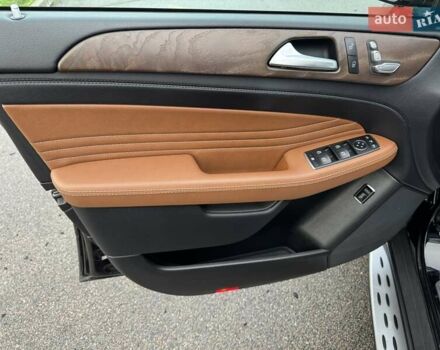 Чорний Мерседес GLE-Class Coupe, об'ємом двигуна 3 л та пробігом 82 тис. км за 46900 $, фото 16 на Automoto.ua