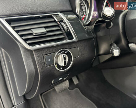 Черный Мерседес GLE-Class Coupe, объемом двигателя 3 л и пробегом 237 тыс. км за 44900 $, фото 15 на Automoto.ua