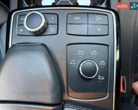 Чорний Мерседес GLE-Class Coupe, об'ємом двигуна 3 л та пробігом 108 тис. км за 45500 $, фото 22 на Automoto.ua