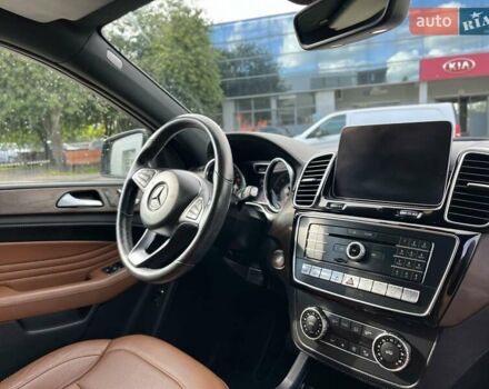 Черный Мерседес GLE-Class Coupe, объемом двигателя 3 л и пробегом 83 тыс. км за 49000 $, фото 11 на Automoto.ua