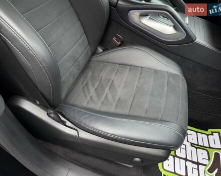 Черный Мерседес GLE-Class Coupe, объемом двигателя 2.93 л и пробегом 90 тыс. км за 74000 $, фото 33 на Automoto.ua