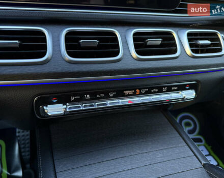 Чорний Мерседес GLE-Class Coupe, об'ємом двигуна 2.93 л та пробігом 90 тис. км за 68800 $, фото 37 на Automoto.ua