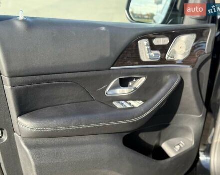 Черный Мерседес GLE-Class Coupe, объемом двигателя 1.95 л и пробегом 115 тыс. км за 79000 $, фото 29 на Automoto.ua