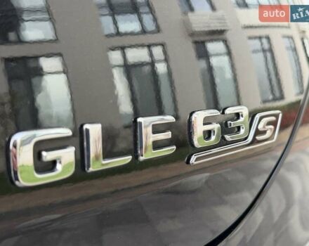 Черный Мерседес GLE-Class Coupe, объемом двигателя 4 л и пробегом 55 тыс. км за 122555 $, фото 2 на Automoto.ua