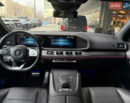 Черный Мерседес GLE-Class Coupe, объемом двигателя 1.95 л и пробегом 27 тыс. км за 109394 $, фото 5 на Automoto.ua