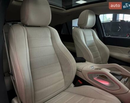 Черный Мерседес GLE-Class Coupe, объемом двигателя 1.95 л и пробегом 53 тыс. км за 88500 $, фото 69 на Automoto.ua