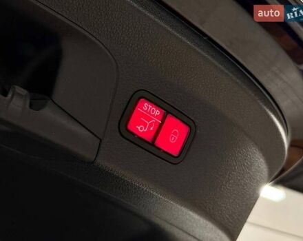 Черный Мерседес GLE-Class Coupe, объемом двигателя 3 л и пробегом 42 тыс. км за 127700 $, фото 63 на Automoto.ua