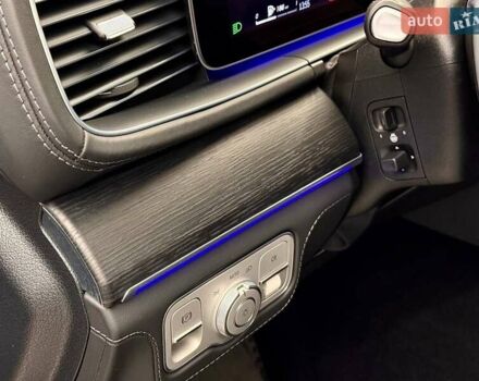 Черный Мерседес GLE-Class Coupe, объемом двигателя 3 л и пробегом 42 тыс. км за 127700 $, фото 26 на Automoto.ua