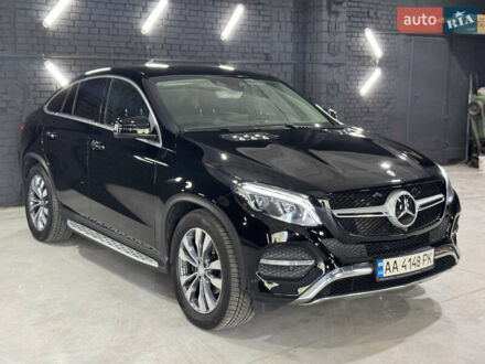 Мерседес GLE-Class Coupe 2015 в Киеве на Automoto.ua Черный Мерседес GLE-Class Coupe, объемом двигателя 2.99 л и пробегом 88 тыс. км за 42500 $, фото 1 на Automoto.ua