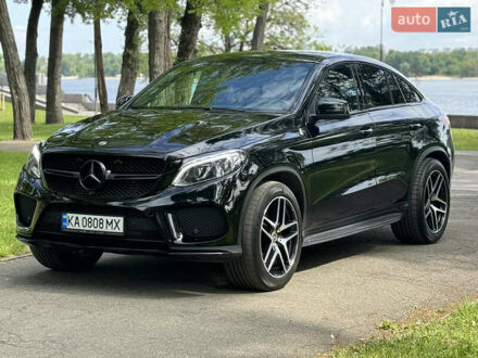 Мерседес GLE-Class Coupe 2018 в Киеве на Automoto.ua Черный Мерседес GLE-Class Coupe, объемом двигателя 2.99 л и пробегом 150 тыс. км за 44900 $, фото 1 на Automoto.ua