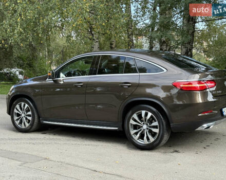 Коричневый Мерседес GLE-Class Coupe, объемом двигателя 2.99 л и пробегом 213 тыс. км за 36900 $, фото 7 на Automoto.ua
