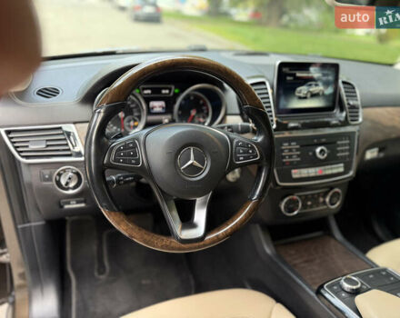 Коричневый Мерседес GLE-Class Coupe, объемом двигателя 2.99 л и пробегом 213 тыс. км за 36900 $, фото 25 на Automoto.ua