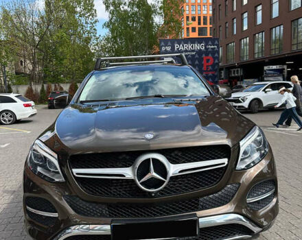 Коричневый Мерседес GLE-Class Coupe, объемом двигателя 2.99 л и пробегом 207 тыс. км за 38400 $, фото 2 на Automoto.ua