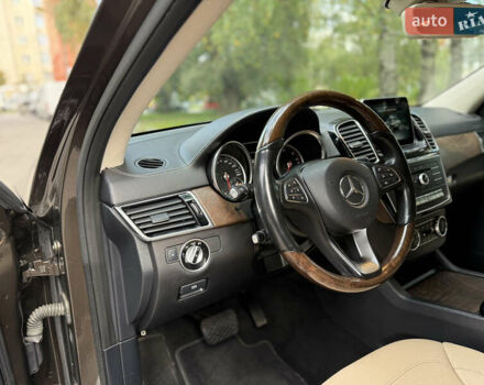 Коричневый Мерседес GLE-Class Coupe, объемом двигателя 2.99 л и пробегом 213 тыс. км за 36900 $, фото 24 на Automoto.ua