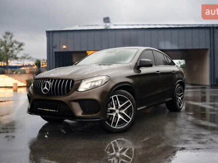 Мерседес GLE-Class Coupe 2016 в Киеве на Automoto.ua Коричневый Мерседес GLE-Class Coupe, объемом двигателя 3 л и пробегом 200 тыс. км за 36000 $, фото 1 на Automoto.ua