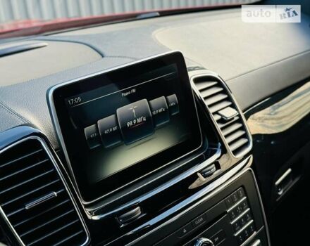 Красный Мерседес GLE-Class Coupe, объемом двигателя 2.99 л и пробегом 168 тыс. км за 41500 $, фото 94 на Automoto.ua