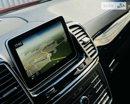 Красный Мерседес GLE-Class Coupe, объемом двигателя 2.99 л и пробегом 168 тыс. км за 41500 $, фото 95 на Automoto.ua