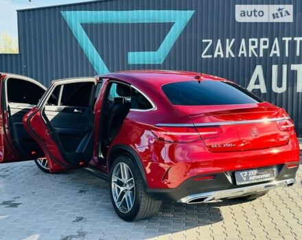 Красный Мерседес GLE-Class Coupe, объемом двигателя 2.99 л и пробегом 168 тыс. км за 41500 $, фото 46 на Automoto.ua
