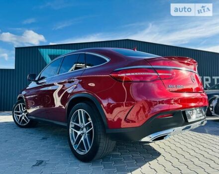 Красный Мерседес GLE-Class Coupe, объемом двигателя 2.99 л и пробегом 168 тыс. км за 41500 $, фото 47 на Automoto.ua