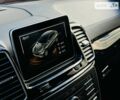 Красный Мерседес GLE-Class Coupe, объемом двигателя 2.99 л и пробегом 168 тыс. км за 41500 $, фото 99 на Automoto.ua