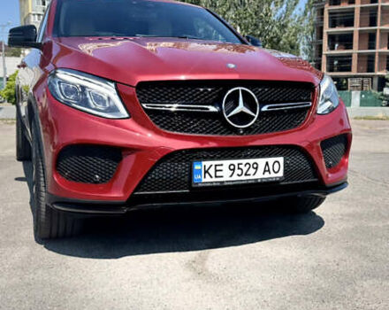 Красный Мерседес GLE-Class Coupe, объемом двигателя 3 л и пробегом 52 тыс. км за 39900 $, фото 11 на Automoto.ua