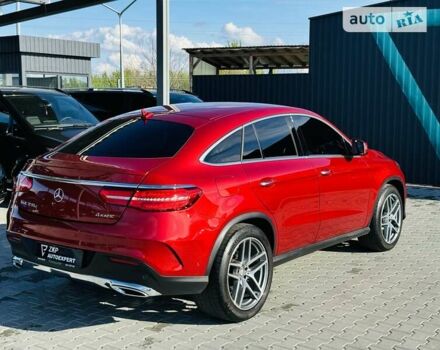 Красный Мерседес GLE-Class Coupe, объемом двигателя 2.99 л и пробегом 168 тыс. км за 41500 $, фото 52 на Automoto.ua