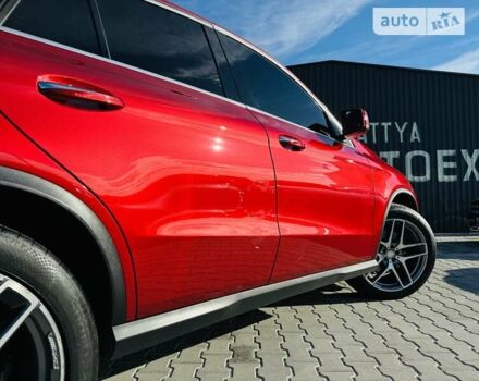 Красный Мерседес GLE-Class Coupe, объемом двигателя 2.99 л и пробегом 168 тыс. км за 41500 $, фото 55 на Automoto.ua