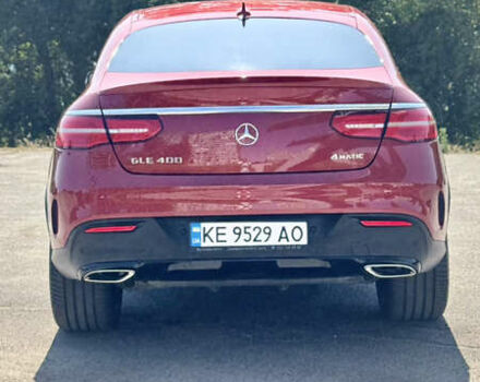 Красный Мерседес GLE-Class Coupe, объемом двигателя 3 л и пробегом 52 тыс. км за 39900 $, фото 6 на Automoto.ua