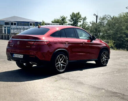 Красный Мерседес GLE-Class Coupe, объемом двигателя 3 л и пробегом 52 тыс. км за 39900 $, фото 2 на Automoto.ua