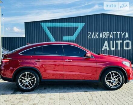 Красный Мерседес GLE-Class Coupe, объемом двигателя 2.99 л и пробегом 168 тыс. км за 41500 $, фото 5 на Automoto.ua