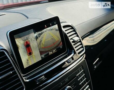 Красный Мерседес GLE-Class Coupe, объемом двигателя 2.99 л и пробегом 168 тыс. км за 41500 $, фото 101 на Automoto.ua