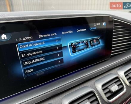 Красный Мерседес GLE-Class Coupe, объемом двигателя 3 л и пробегом 75 тыс. км за 79922 $, фото 9 на Automoto.ua