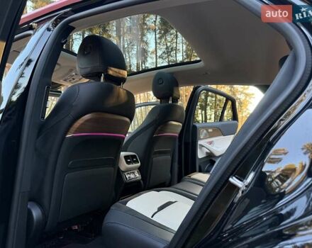 Красный Мерседес GLE-Class Coupe, объемом двигателя 3 л и пробегом 15 тыс. км за 123000 $, фото 33 на Automoto.ua