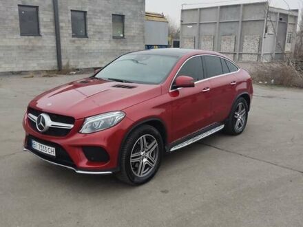 Мерседес GLE-Class Coupe 2017 в Кременчуге на Automoto.ua Красный Мерседес GLE-Class Coupe, объемом двигателя 2.99 л и пробегом 106 тыс. км за 40000 $, фото 1 на Automoto.ua