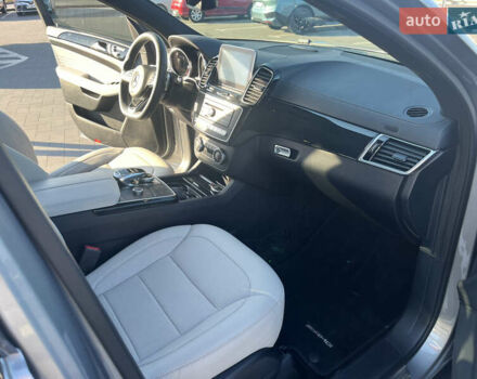 Серый Мерседес GLE-Class Coupe, объемом двигателя 3 л и пробегом 177 тыс. км за 41500 $, фото 12 на Automoto.ua