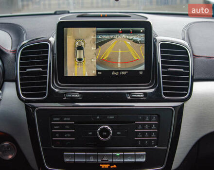 Серый Мерседес GLE-Class Coupe, объемом двигателя 3 л и пробегом 155 тыс. км за 46300 $, фото 13 на Automoto.ua