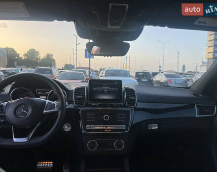 Серый Мерседес GLE-Class Coupe, объемом двигателя 3 л и пробегом 177 тыс. км за 41500 $, фото 20 на Automoto.ua