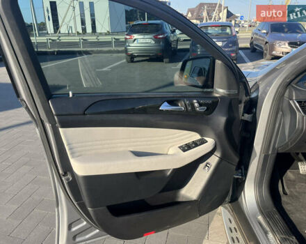 Серый Мерседес GLE-Class Coupe, объемом двигателя 3 л и пробегом 177 тыс. км за 39500 $, фото 15 на Automoto.ua