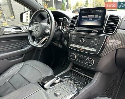 Мерседес GLE-Class Coupe 2016 у Києві на Automoto.ua Сірий Мерседес GLE-Class Coupe, об'ємом двигуна 3 л та пробігом 57 тис. км за 41500 $, фото 23 на Automoto.ua