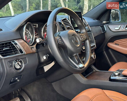 Серый Мерседес GLE-Class Coupe, объемом двигателя 2.99 л и пробегом 140 тыс. км за 39500 $, фото 25 на Automoto.ua