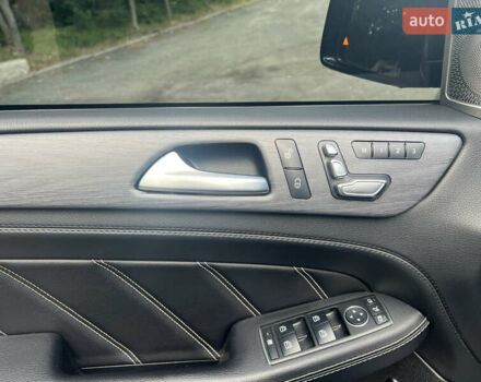 Сірий Мерседес GLE-Class Coupe, об'ємом двигуна 3 л та пробігом 149 тис. км за 35900 $, фото 5 на Automoto.ua