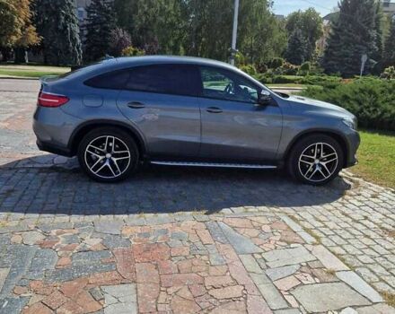 Серый Мерседес GLE-Class Coupe, объемом двигателя 2.99 л и пробегом 198 тыс. км за 45500 $, фото 5 на Automoto.ua