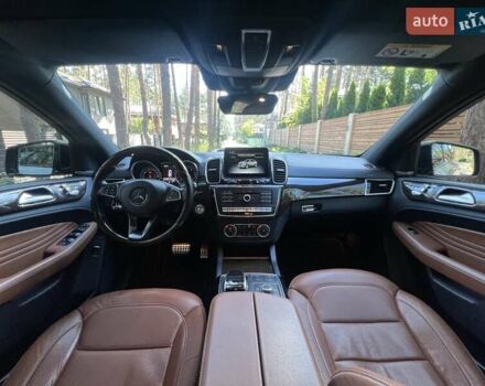 Серый Мерседес GLE-Class Coupe, объемом двигателя 3 л и пробегом 98 тыс. км за 52000 $, фото 18 на Automoto.ua