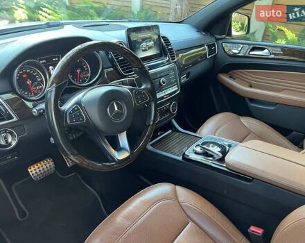 Серый Мерседес GLE-Class Coupe, объемом двигателя 3 л и пробегом 98 тыс. км за 52000 $, фото 20 на Automoto.ua