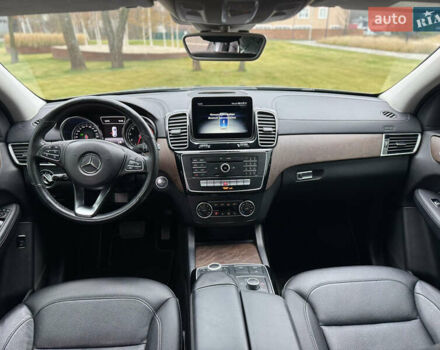 Сірий Мерседес GLE-Class Coupe, об'ємом двигуна 3 л та пробігом 78 тис. км за 45500 $, фото 20 на Automoto.ua