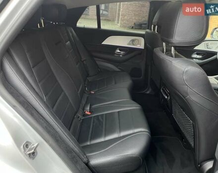 Серый Мерседес GLE-Class Coupe, объемом двигателя 2.93 л и пробегом 48 тыс. км за 74500 $, фото 31 на Automoto.ua