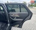 Серый Мерседес GLE-Class Coupe, объемом двигателя 3.98 л и пробегом 74 тыс. км за 119000 $, фото 35 на Automoto.ua