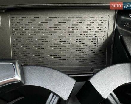 Серый Мерседес GLE-Class Coupe, объемом двигателя 2.93 л и пробегом 36 тыс. км за 79999 $, фото 11 на Automoto.ua